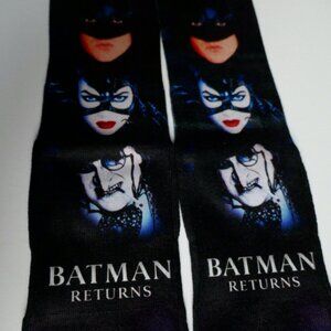 BATMAN RETURNS Catwoman Socks NEW Size 9-13 L/XL Men Women Cat Penguin DC KEATON